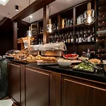 Palazzo Roma- Luxury Leading