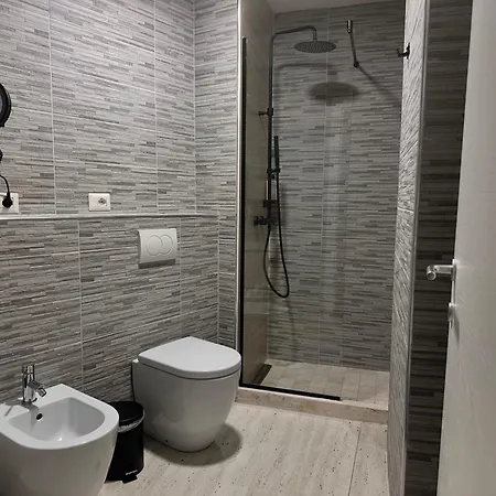 Palazzo Roma- Luxury Leading 地拉那