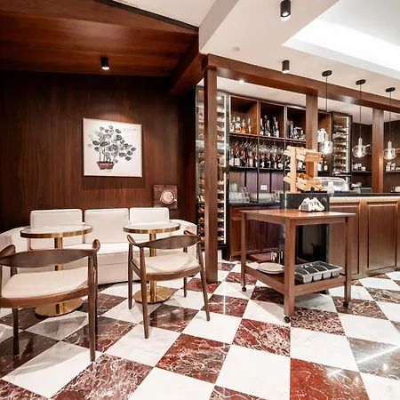 Palazzo Roma- Luxury Leading