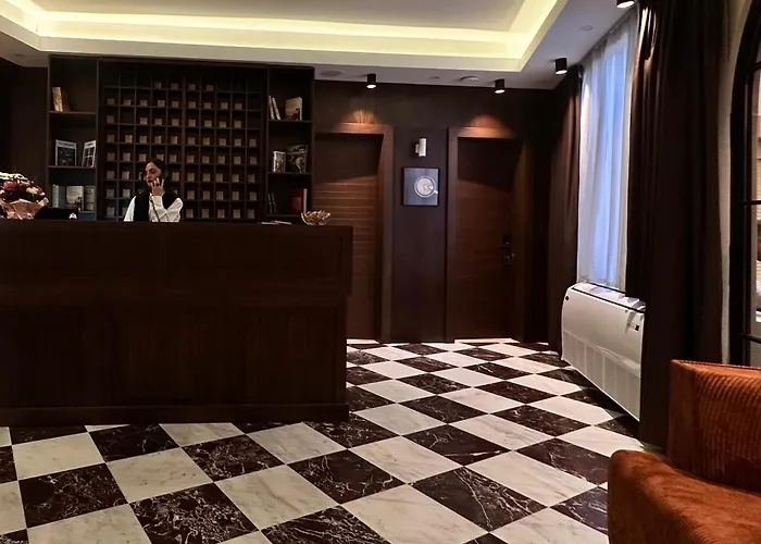 Hotel Palazzo Roma- Luxury Leading 4*