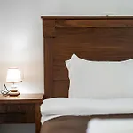 Palazzo Roma- Luxury Leading 4* تيرانا