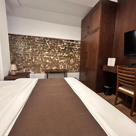 Palazzo Roma- Luxury Leading 4* Tirana