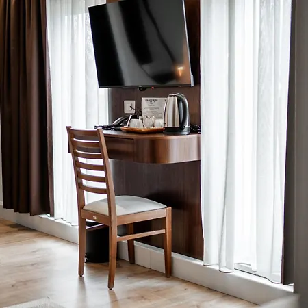 Palazzo Roma- Luxury Leading Otel Tiran