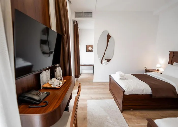 Palazzo Roma- Luxury Leading